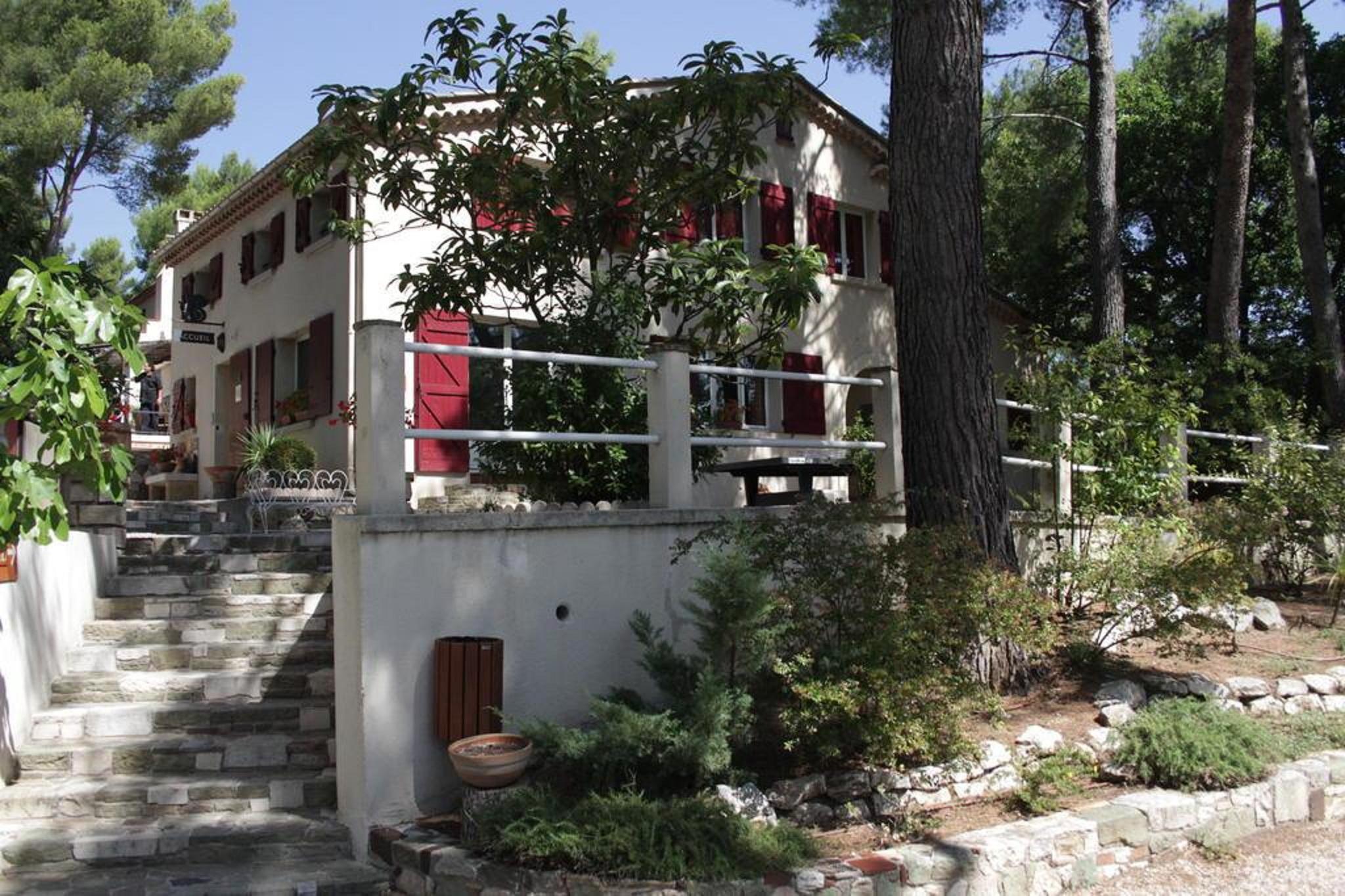 Hotel Le Mas Des Ecureuils Aix-en-Provence Exterior photo